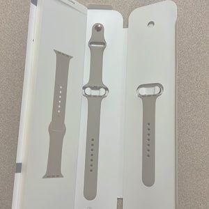 NWT Apple watch series 4 stone sport band 44MM